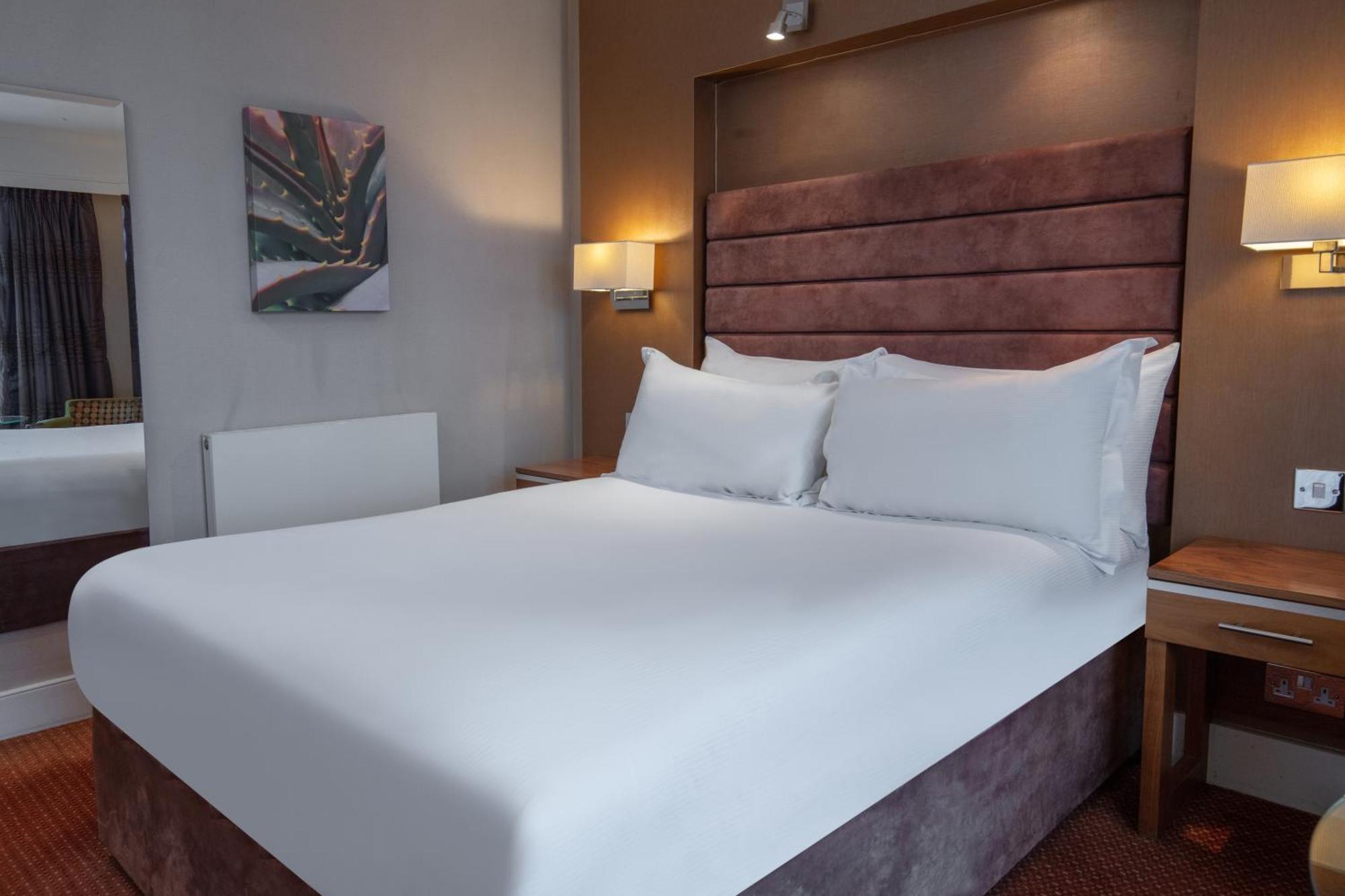 Hampshire Court Hotel & Spa Basingstoke Bilik gambar